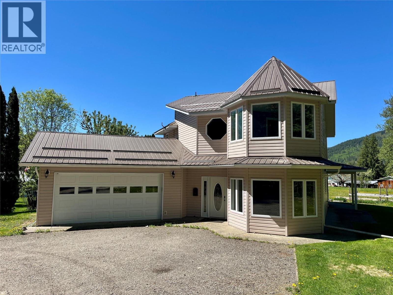 1830 Stepp Pit Road, Sicamous, BC - Outdoor