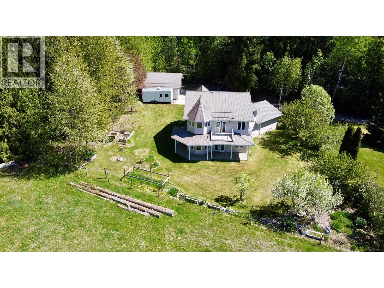 1830 Stepp Pit Road, Sicamous, BC - Outdoor