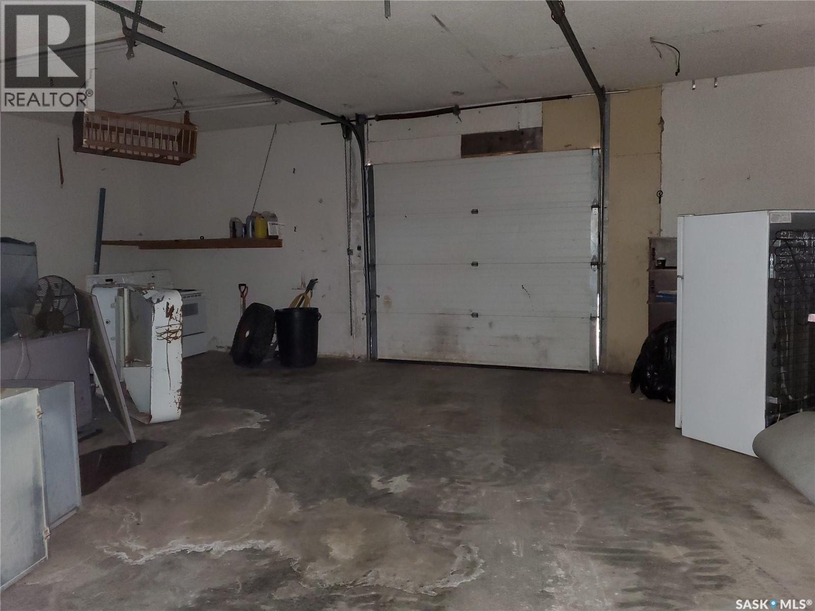 2366 Proton Avenue, Gull Lake, SK