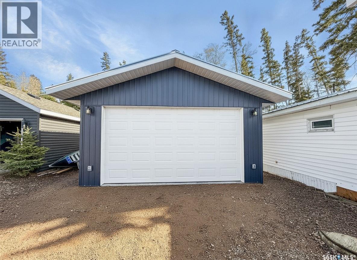 6 Kings Way, Candle Lake, SK