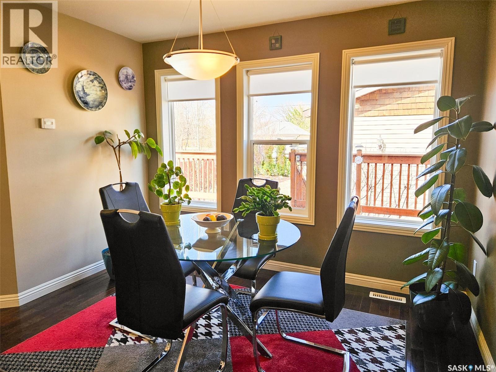 508 Thompson Street, Herbert, SK - Indoor Photo Showing Dining Room