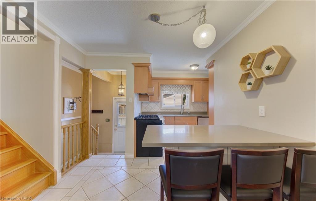 10 Bosworth Crescent, Kitchener, ON - Indoor Photo Showing Dining Room