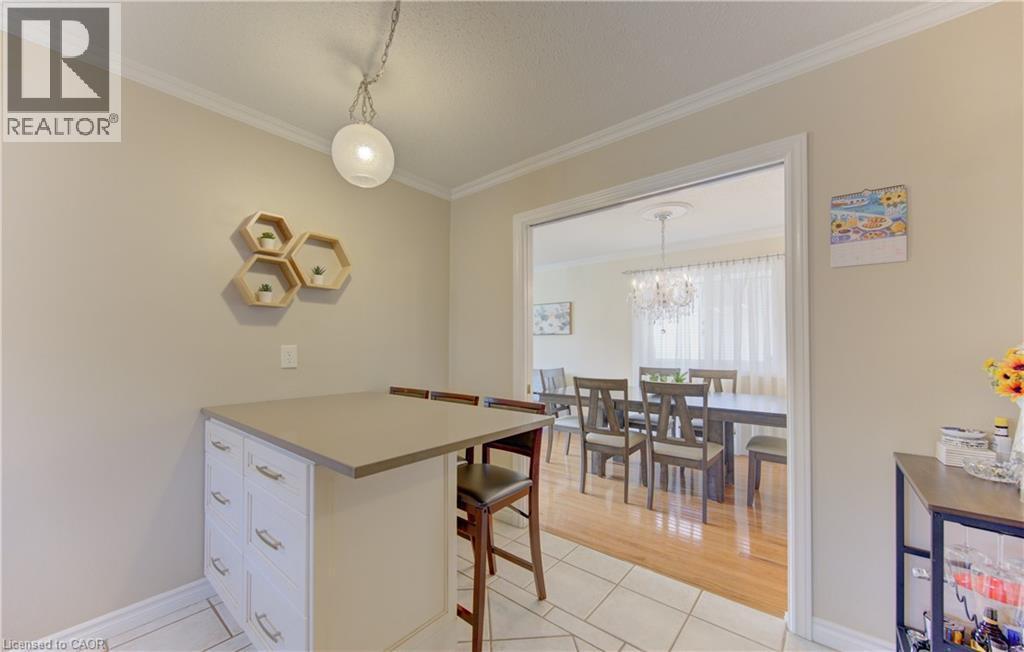 10 Bosworth Crescent, Kitchener, ON - Indoor