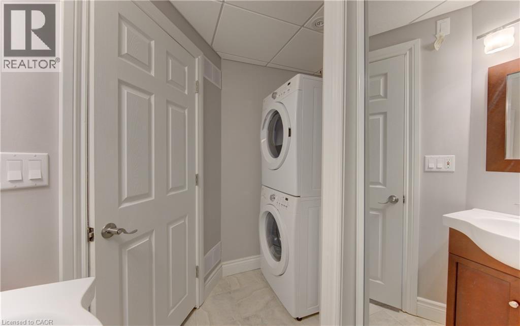 10 Bosworth Crescent, Kitchener, ON - Indoor Photo Showing Laundry Room
