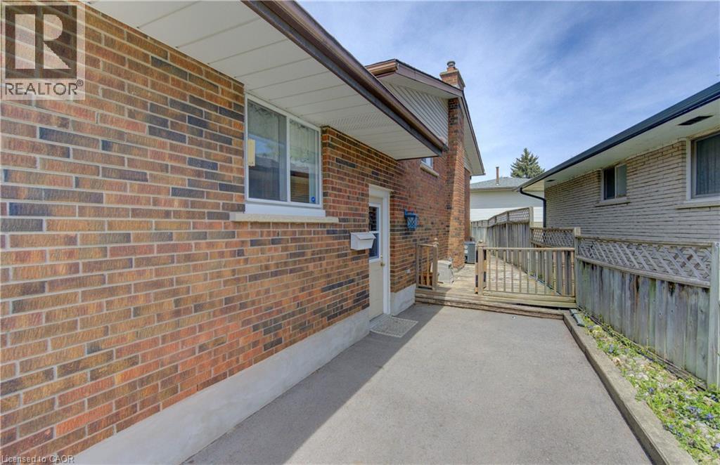 10 Bosworth Crescent, Kitchener, ON - Outdoor With Exterior