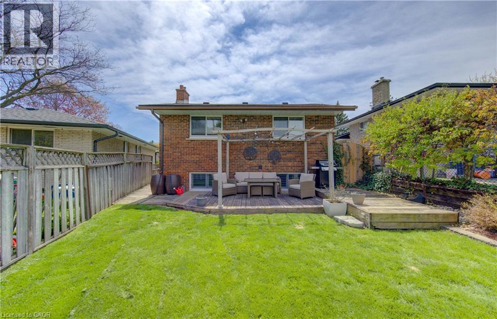 10 Bosworth Crescent, Kitchener, ON - Outdoor With Deck Patio Veranda