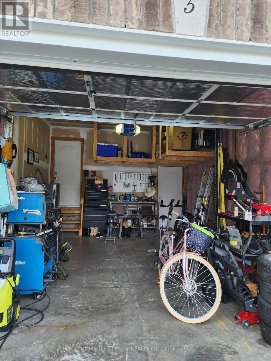 5 Irwin Crescent, New Tecumseth, ON - Indoor