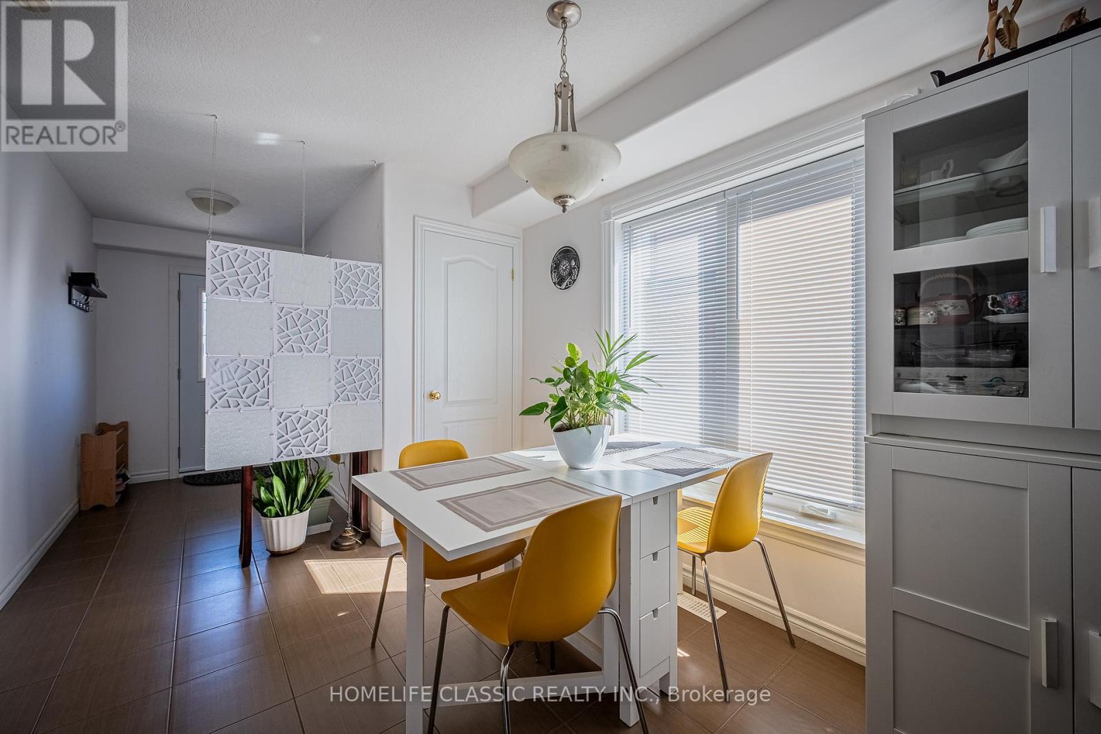 5 Irwin Crescent, New Tecumseth, ON - Indoor Photo Showing Dining Room