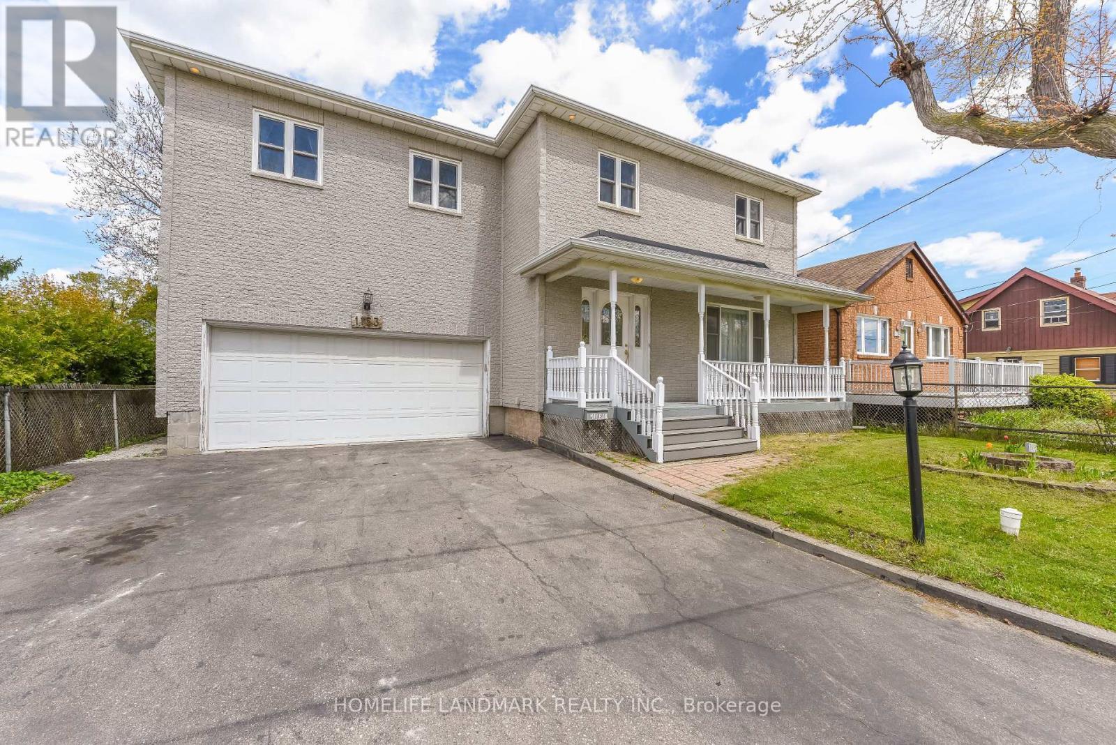 1153 Ogden Avenue, Mississauga, ON - Outdoor With Deck Patio Veranda With Facade