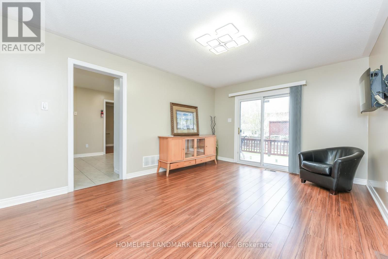 1153 Ogden Avenue, Mississauga, ON - Indoor
