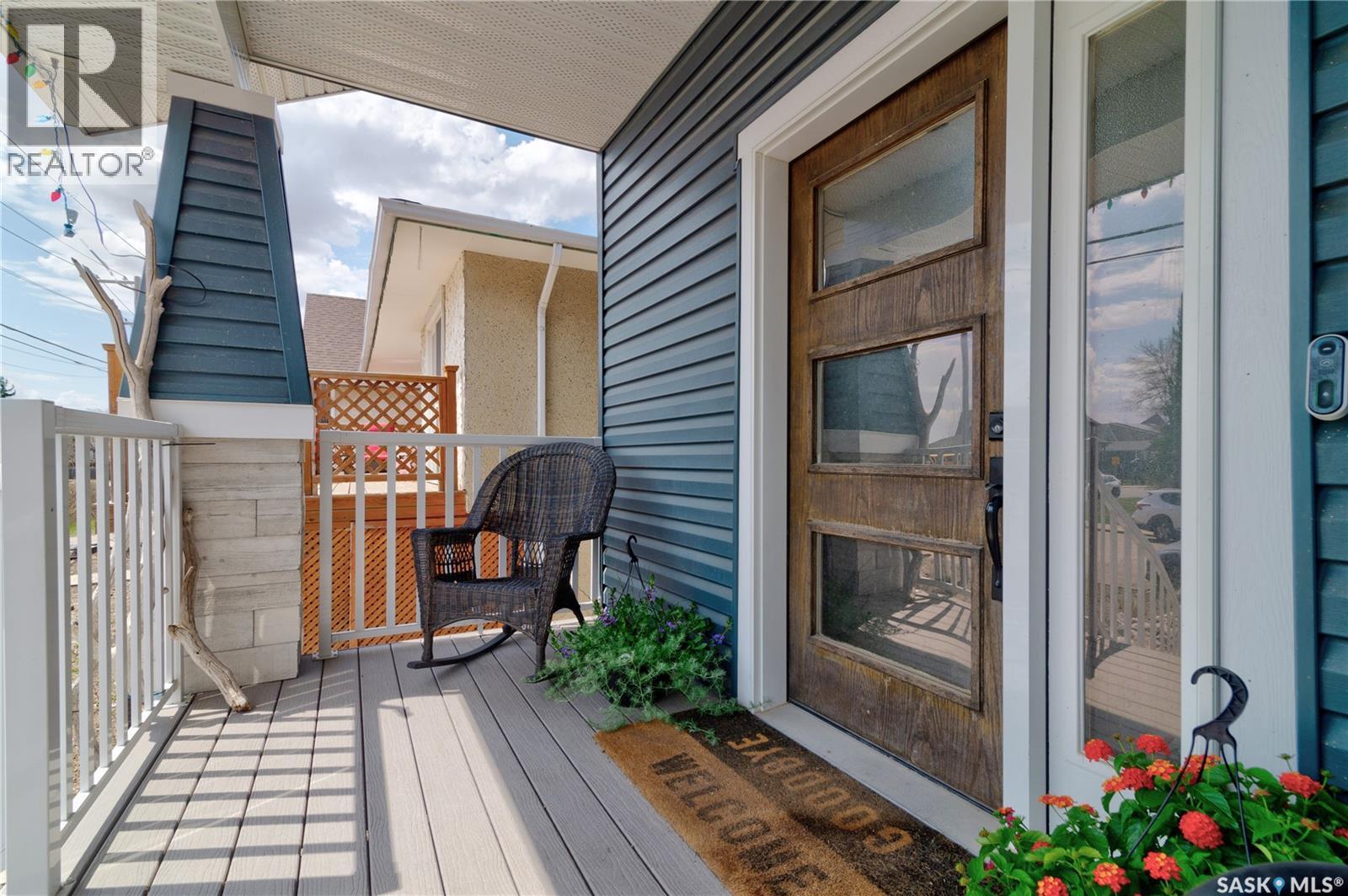 6224 8Th Avenue, Regina, SK - Outdoor With Deck Patio Veranda With Exterior