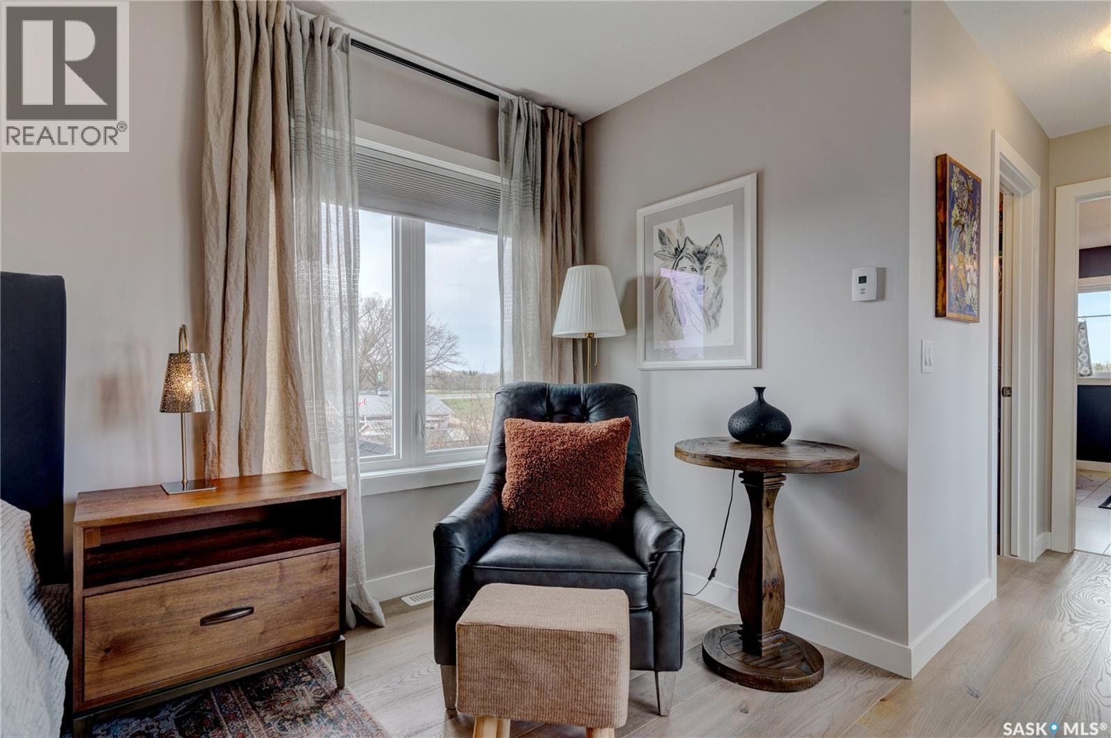6224 8Th Avenue, Regina, SK - Indoor
