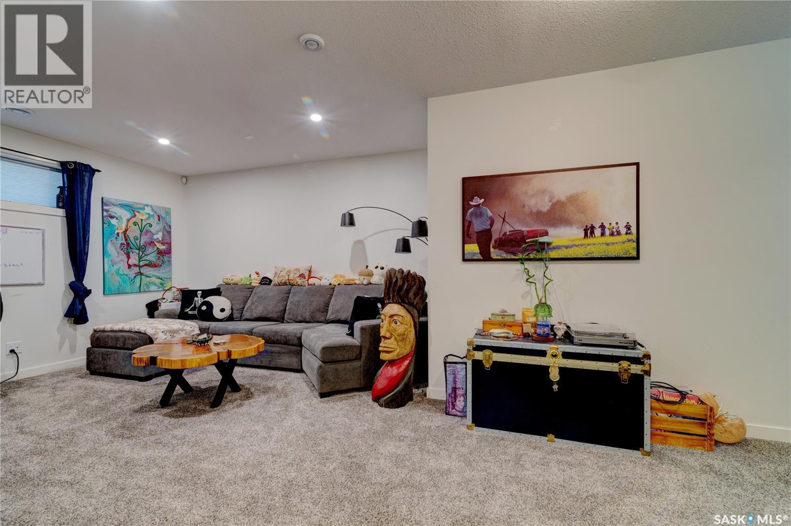 6224 8Th Avenue, Regina, SK - Indoor