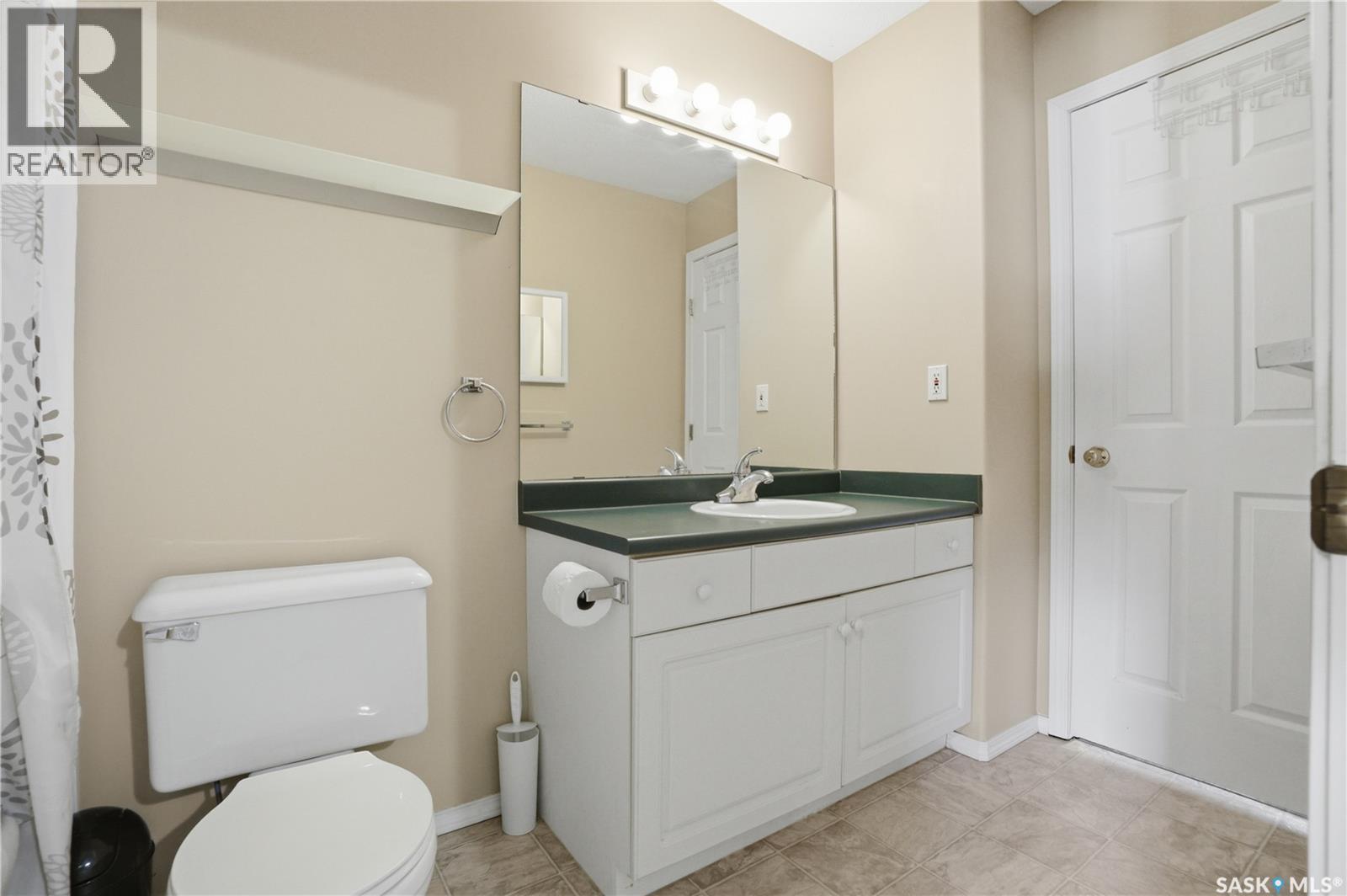 35 110 Keevil Crescent, Saskatoon, SK - Indoor Photo Showing Bathroom