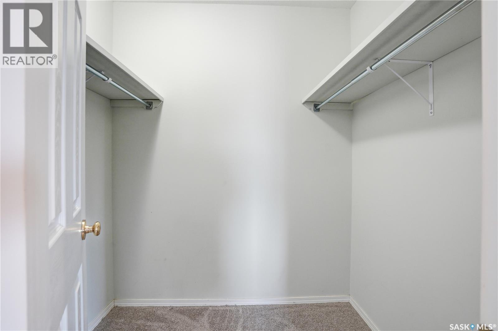 35 110 Keevil Crescent, Saskatoon, SK - Indoor With Storage
