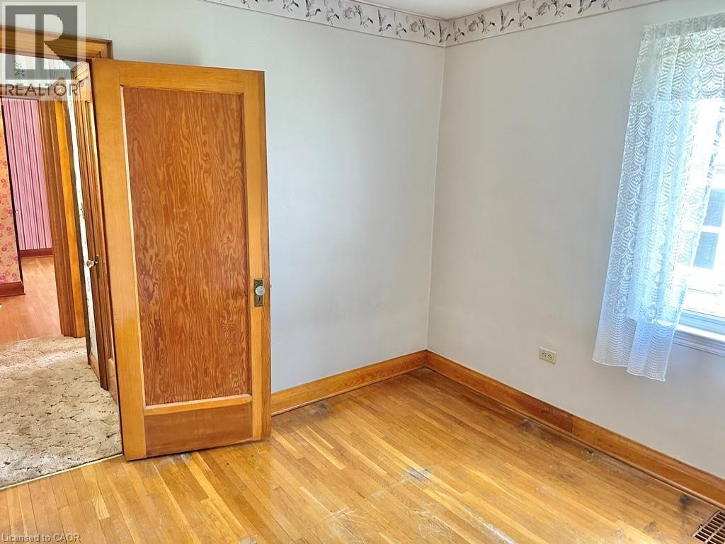 165 Highway 6, Simcoe, ON - Indoor Photo Showing Other Room
