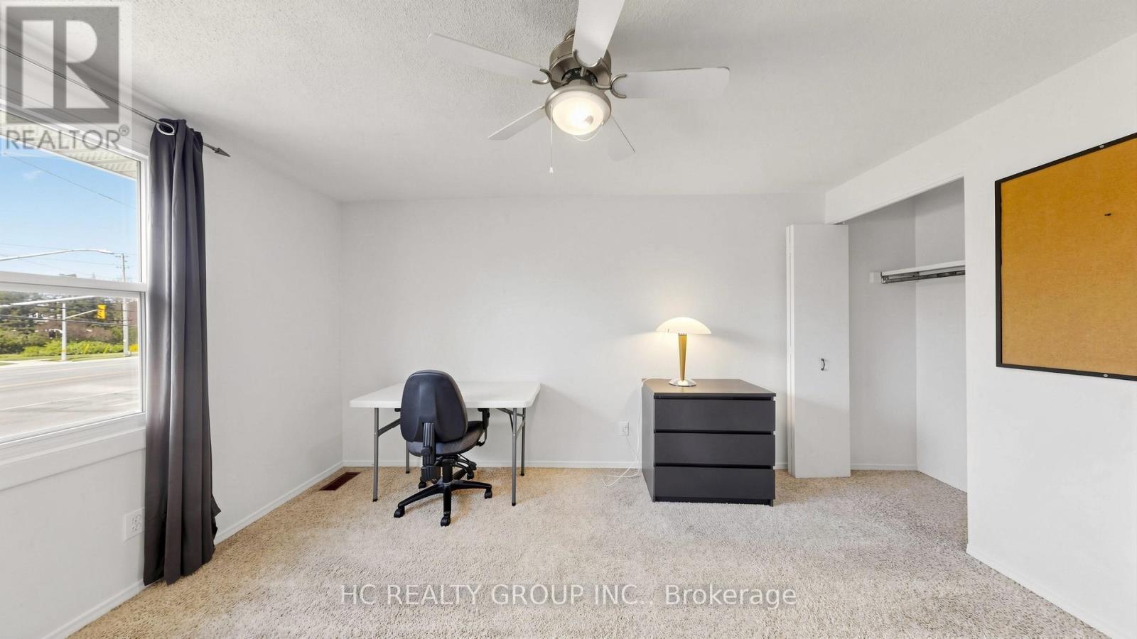 1 - 433 Keats Way, Waterloo, ON - Indoor