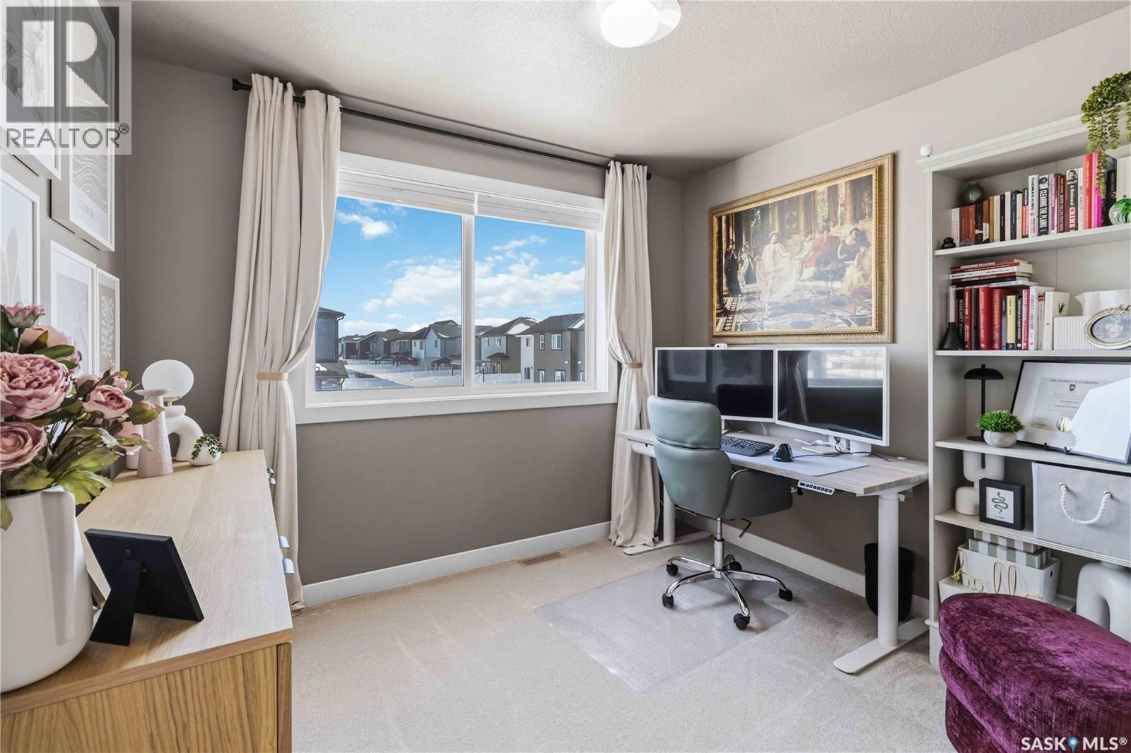 26 625 Dagnone Crescent, Saskatoon, SK - Indoor Photo Showing Office