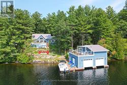 27 ISLAND 35LM (MILLER ISLAND) Gravenhurst (Muskoka (S)), ON P1P 1R2
