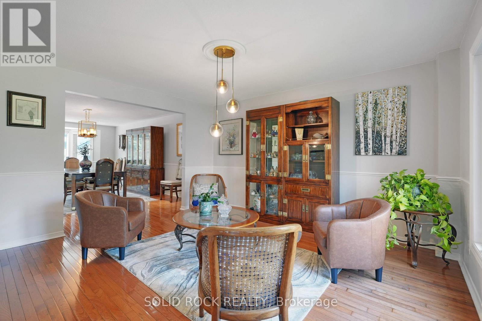 Sitting area in dining room - 41 Framingham Crescent, Ottawa, ON - Indoor Photo Showing Living Room