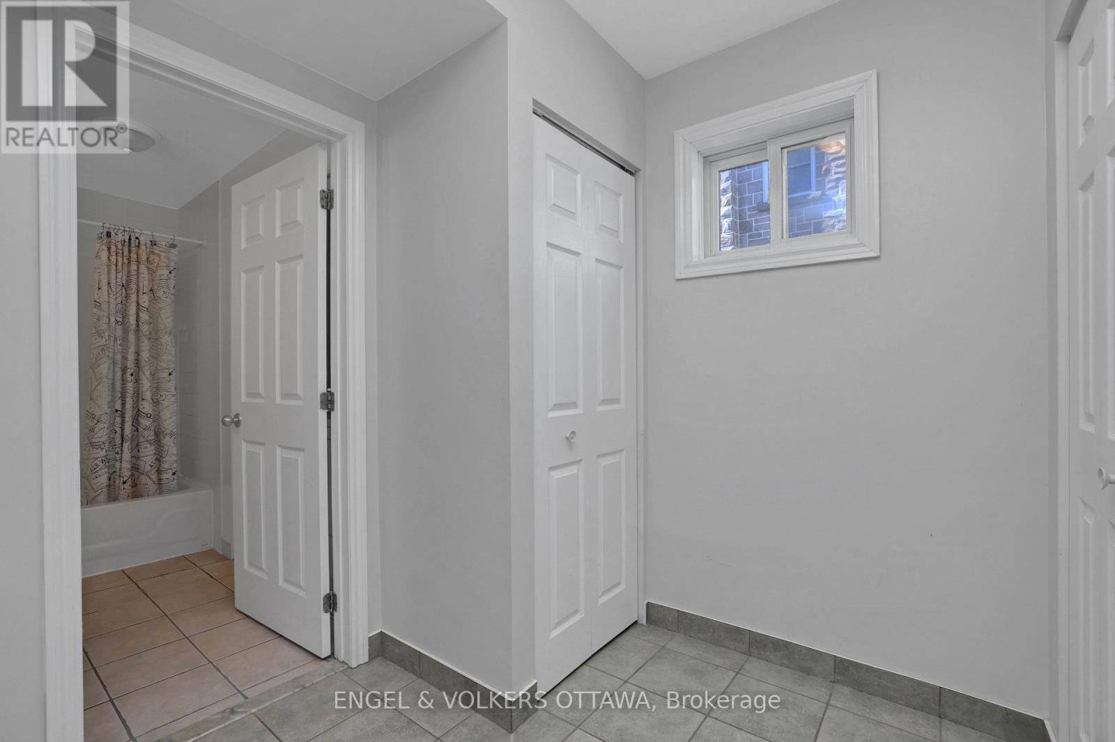 504 Hilson Avenue, Ottawa, ON