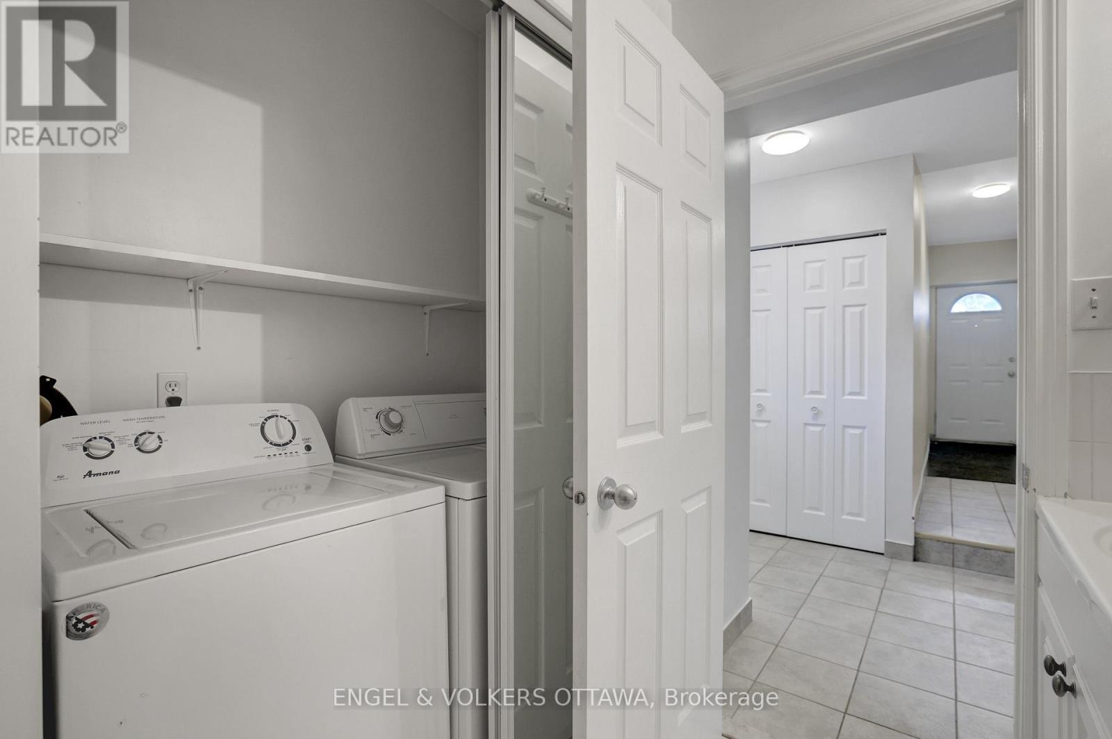 504 Hilson Avenue, Ottawa, ON