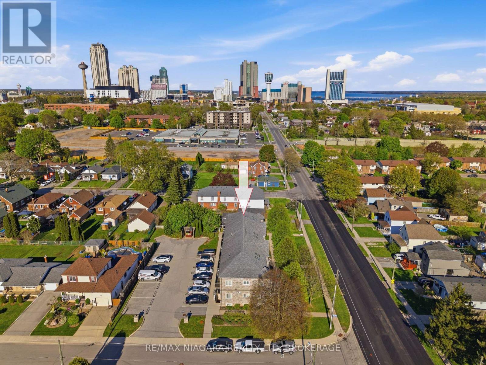 106 - 6045 Dunn Street, Niagara Falls (Dorchester), ON - Outdoor With View