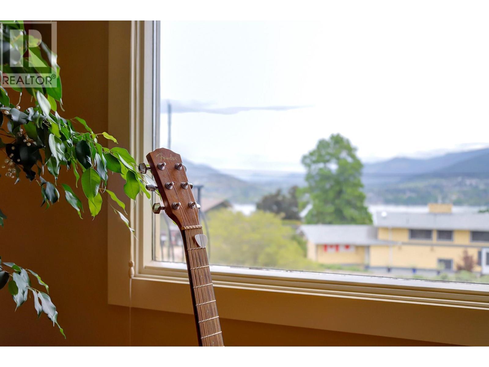 8308 Kalview Drive, Coldstream, BC - With View