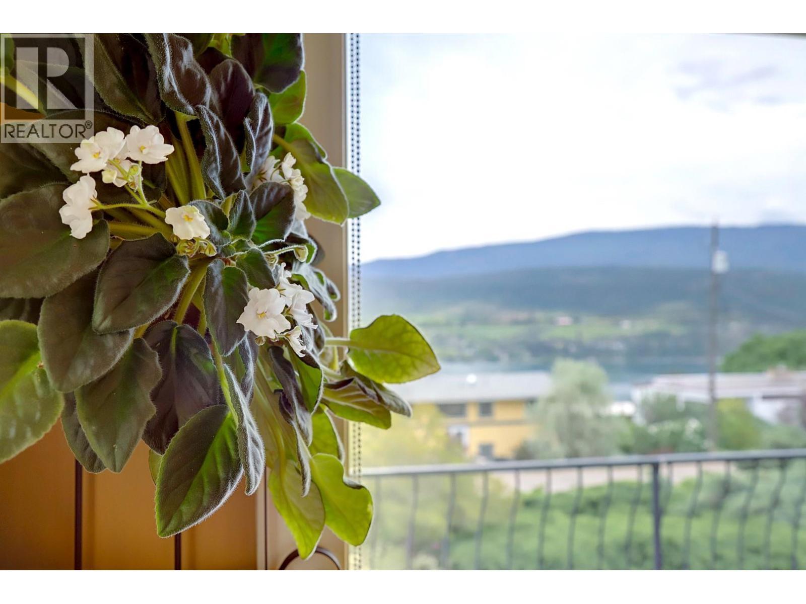 8308 Kalview Drive, Coldstream, BC - With View