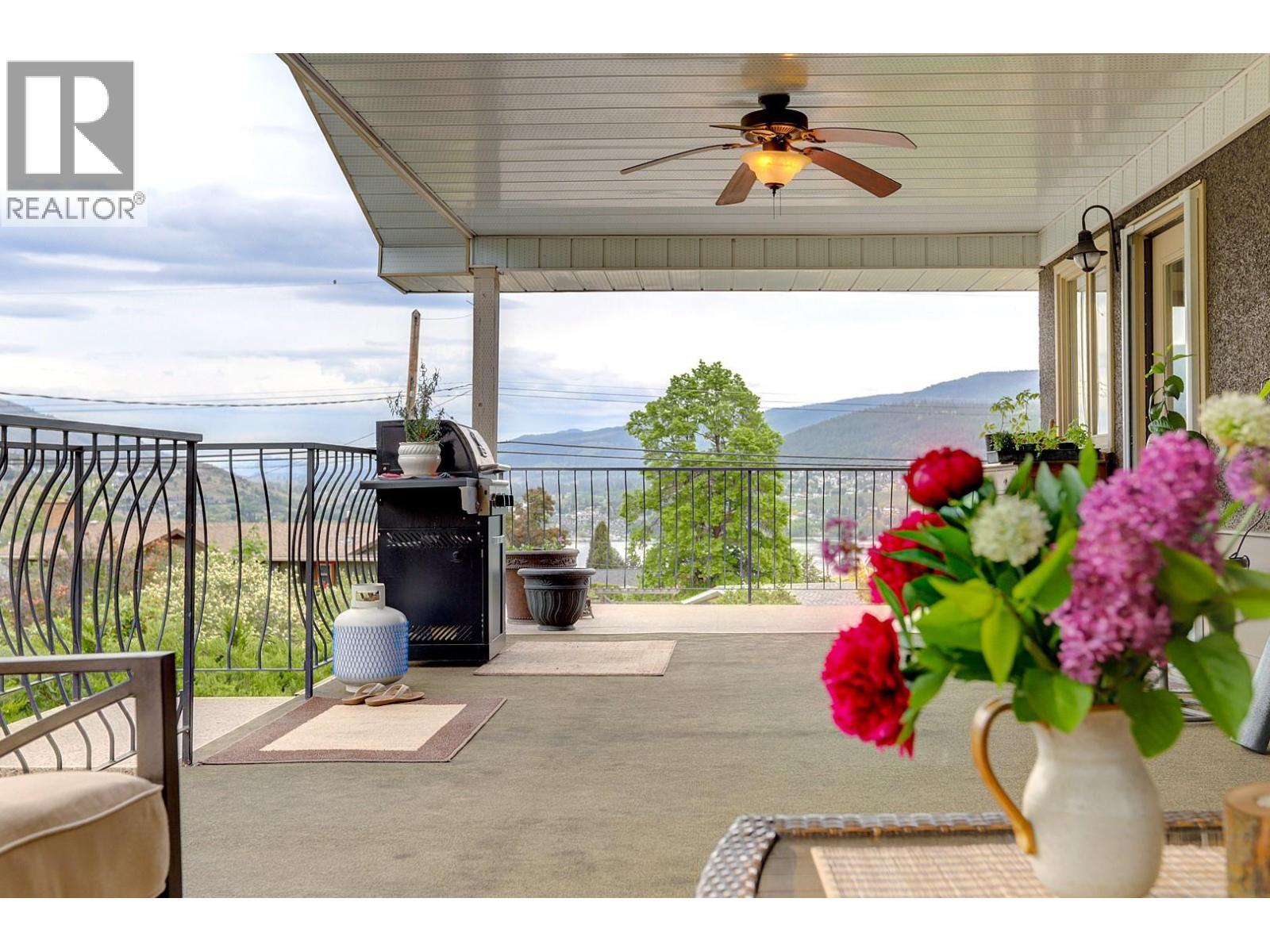 8308 Kalview Drive, Coldstream, BC - Outdoor With Exterior