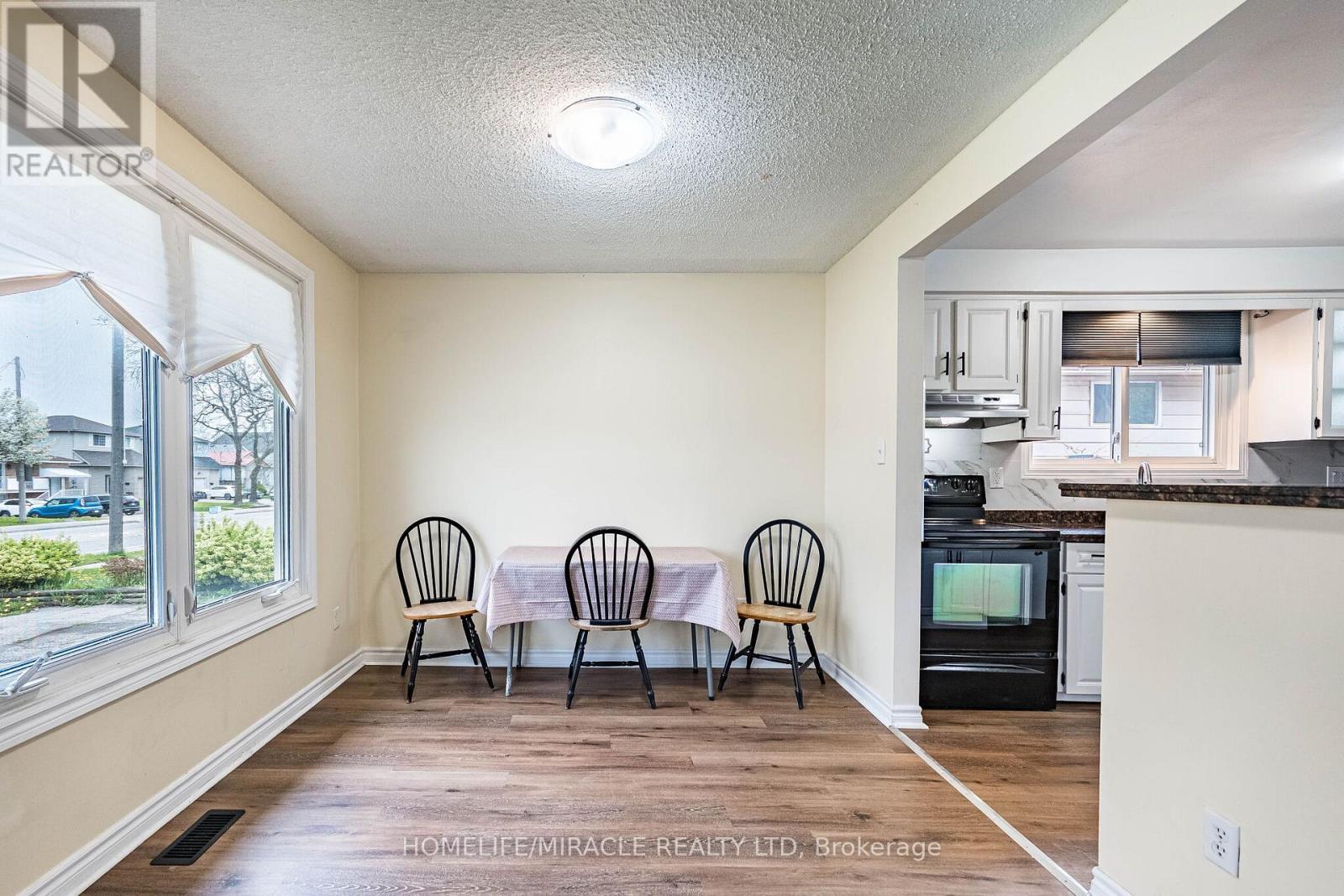 794 Stone Church Road E, Hamilton, ON - Indoor