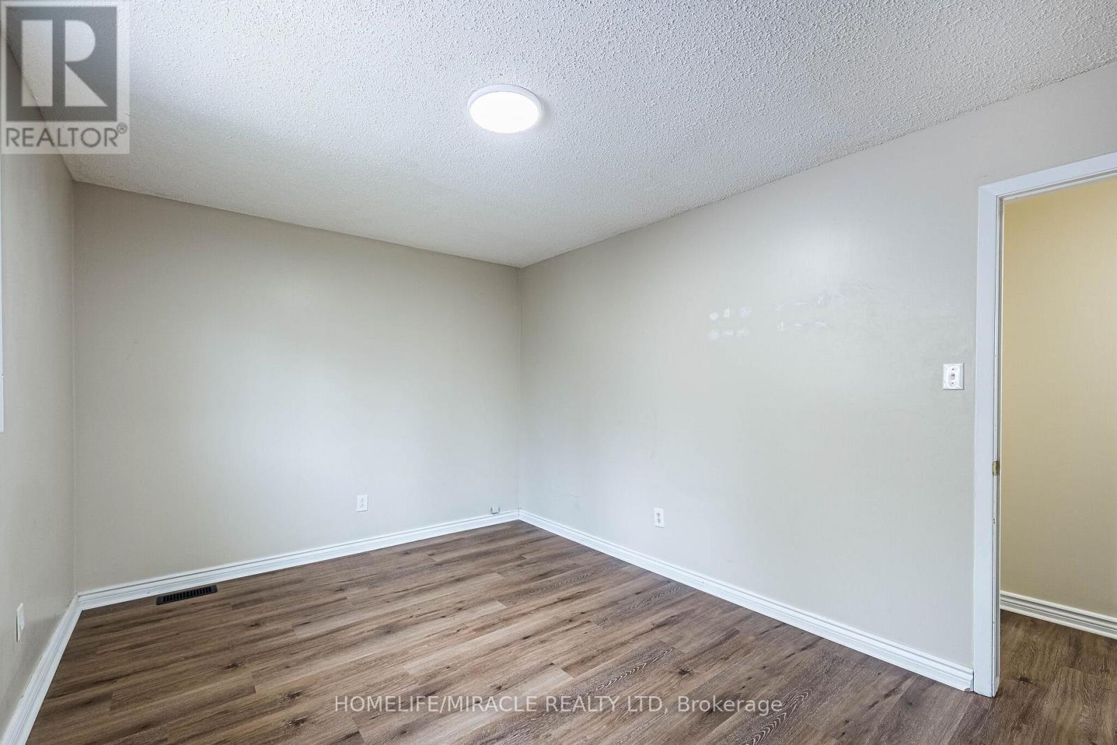 794 Stone Church Road E, Hamilton, ON - Indoor Photo Showing Other Room