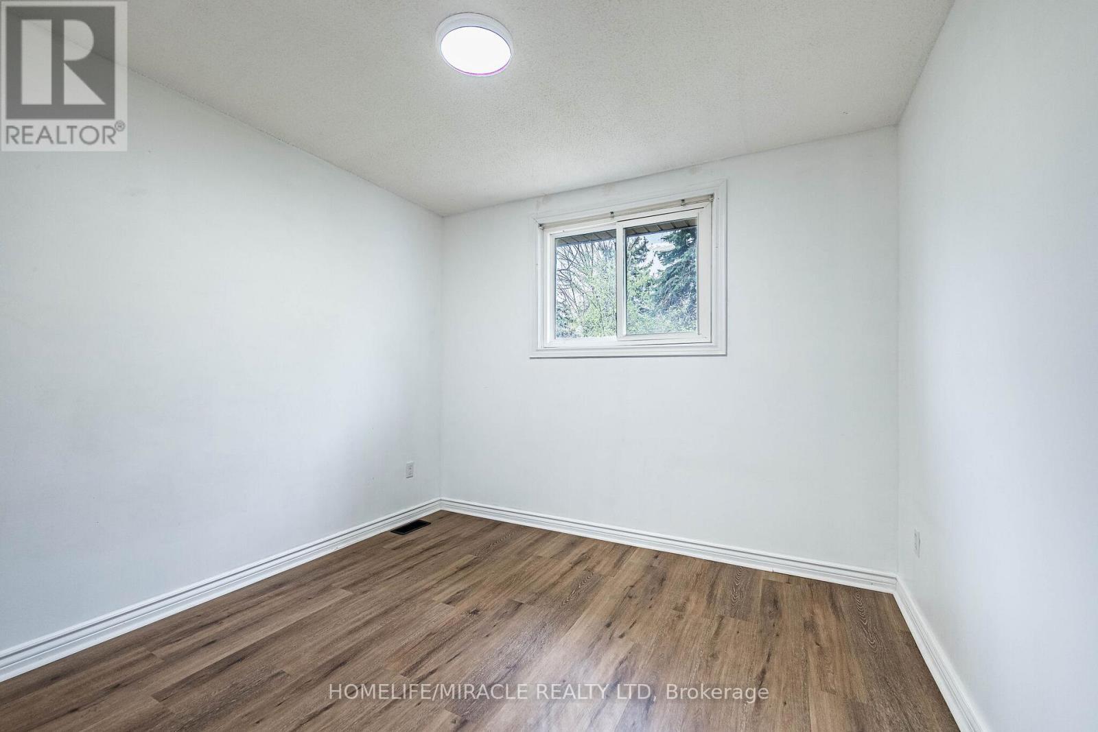 794 Stone Church Road E, Hamilton, ON - Indoor Photo Showing Other Room
