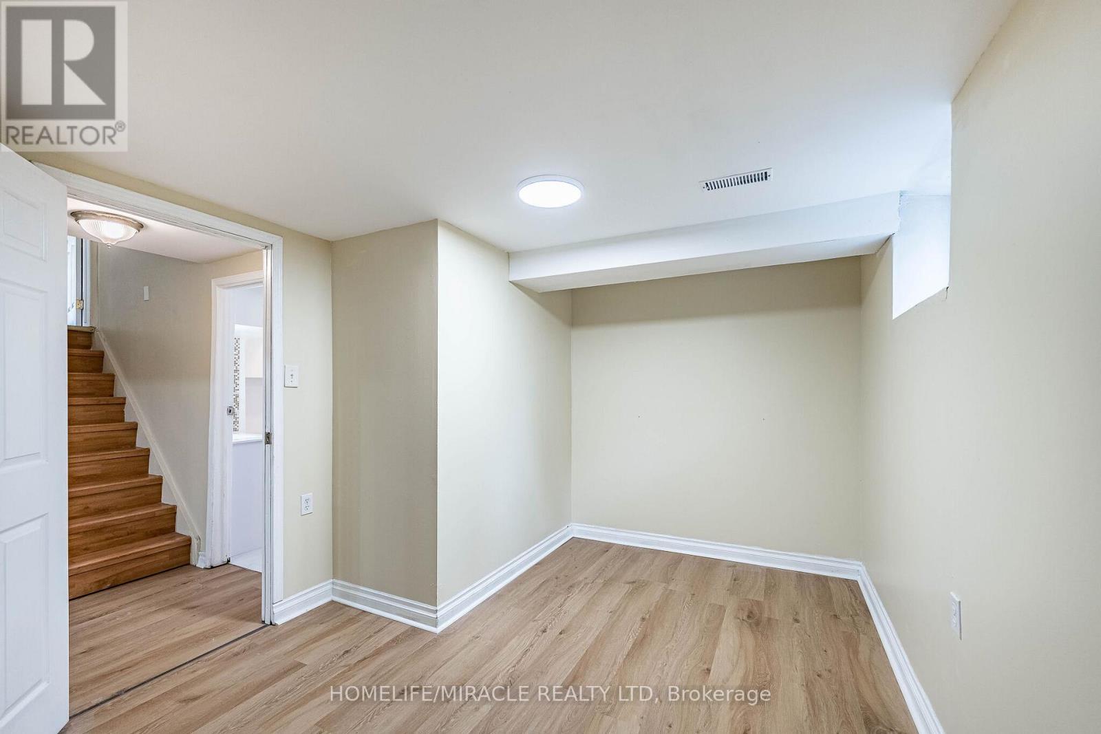 794 Stone Church Road E, Hamilton, ON - Indoor Photo Showing Other Room