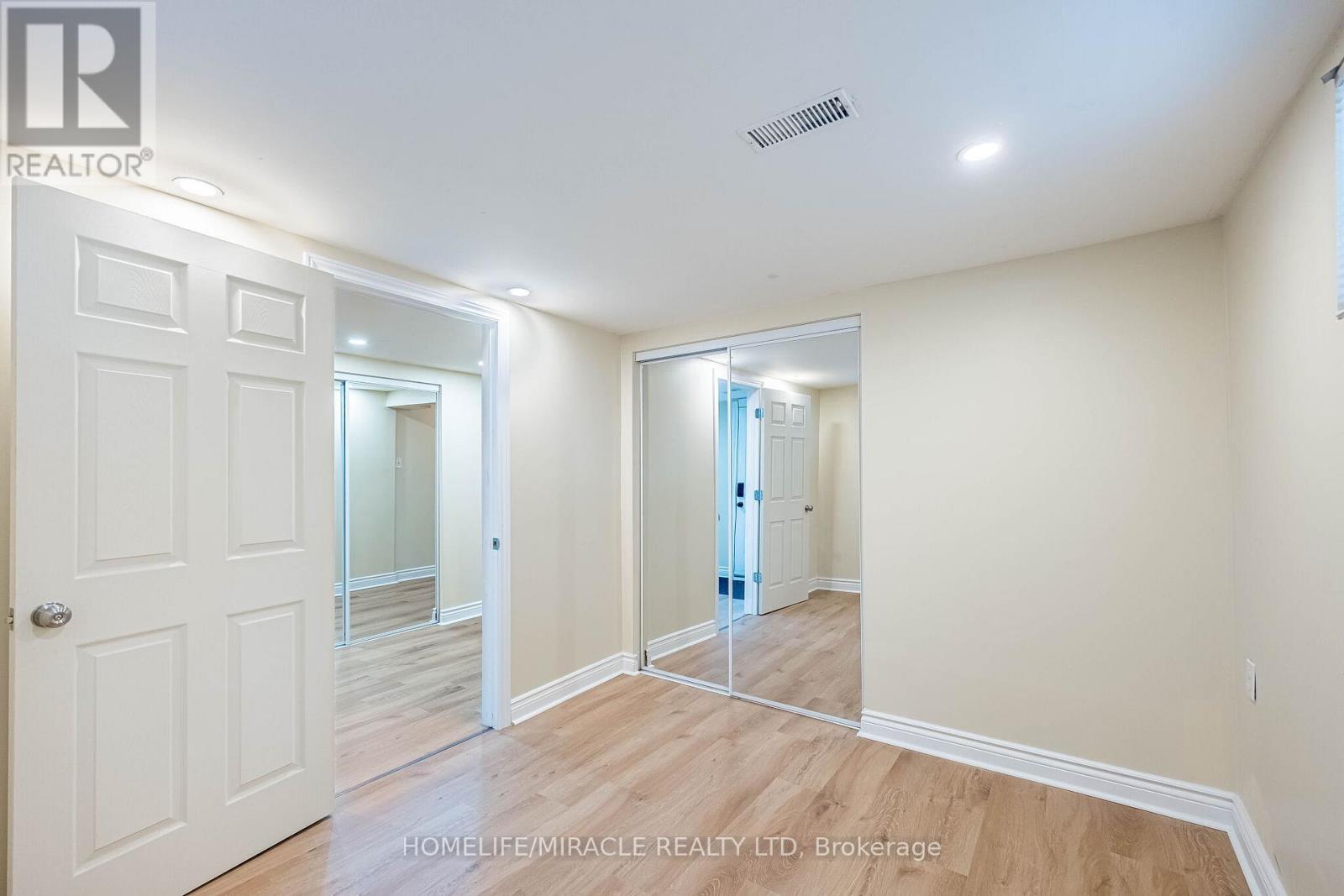 794 Stone Church Road E, Hamilton, ON - Indoor Photo Showing Other Room