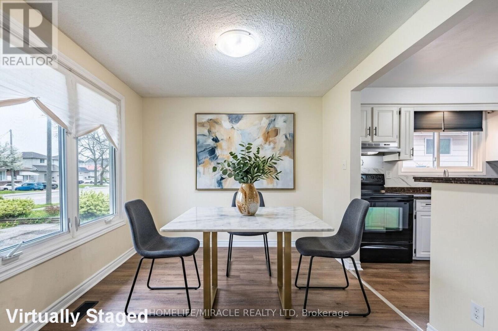 794 Stone Church Road E, Hamilton, ON - Indoor Photo Showing Dining Room