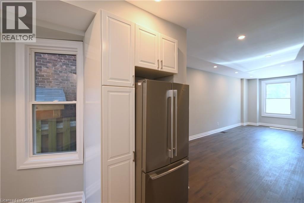 175 Forest Avenue, Hamilton, ON - Indoor Photo Showing Other Room