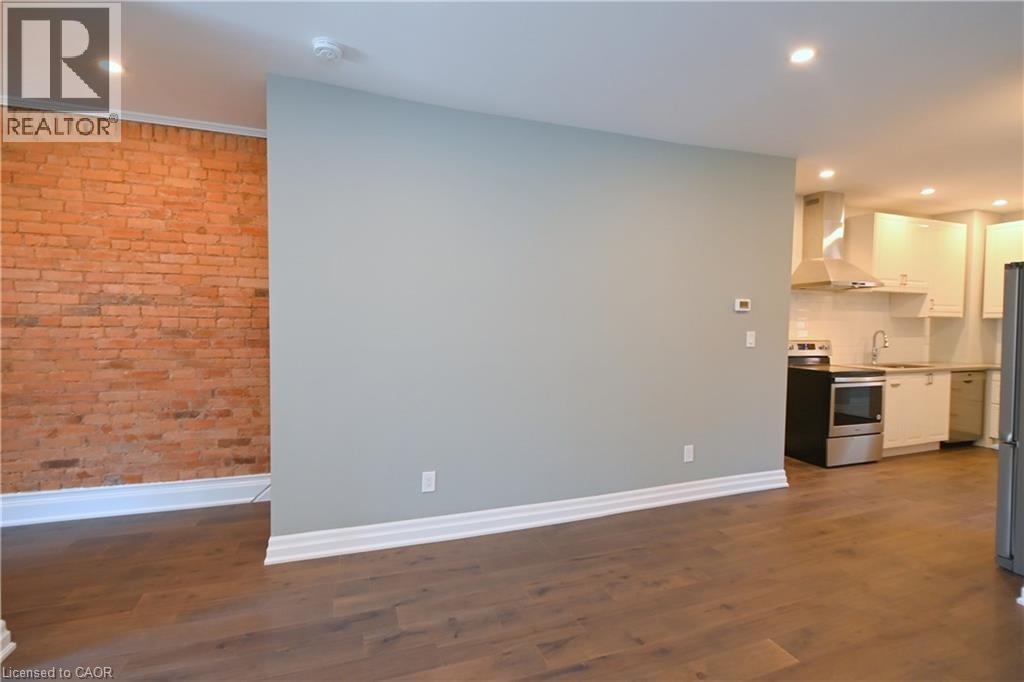 175 Forest Avenue, Hamilton, ON - Indoor Photo Showing Kitchen