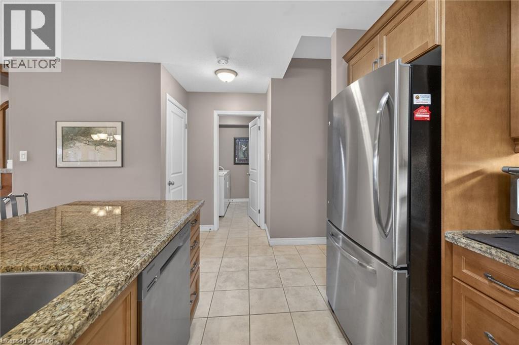 53 Hallmark Trail, Hamilton, ON - Indoor Photo Showing Kitchen