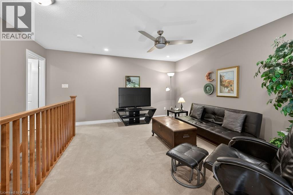53 Hallmark Trail, Hamilton, ON - Indoor