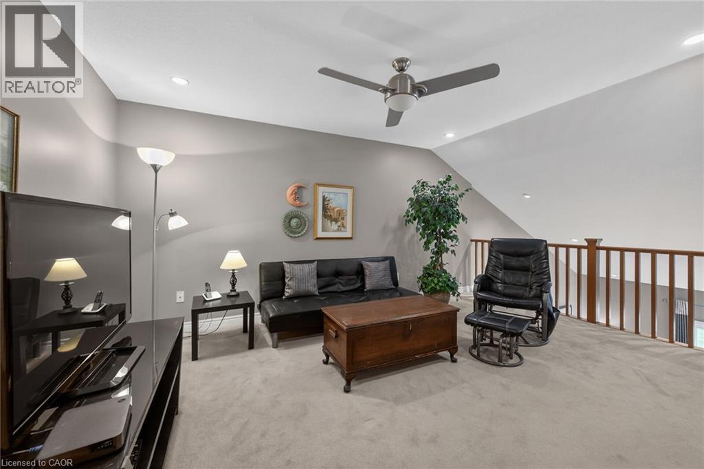 53 Hallmark Trail, Hamilton, ON - Indoor