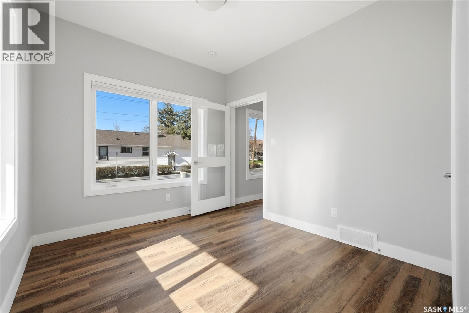 2100 Queen Street, Regina, SK - Indoor Photo Showing Other Room