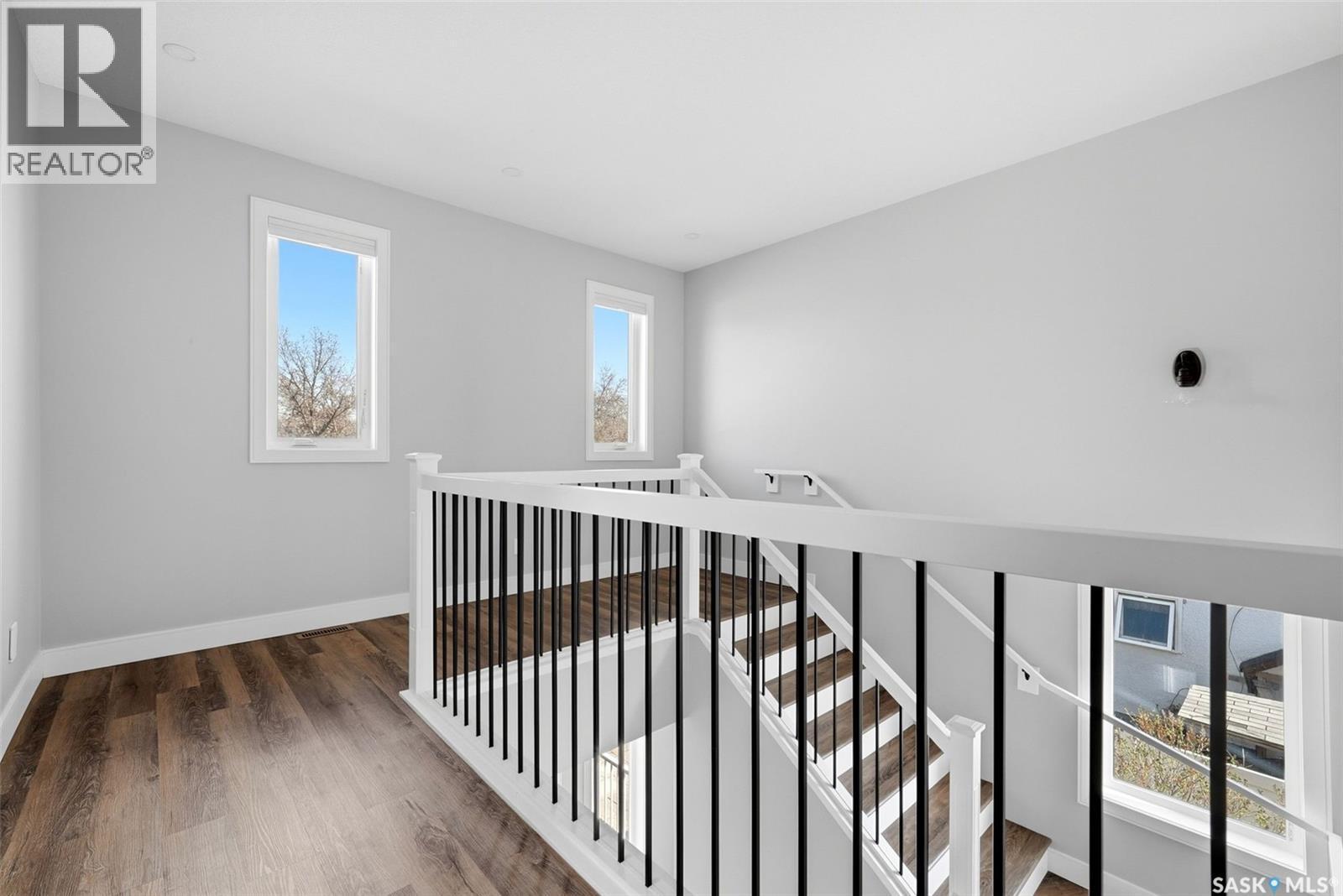 2100 Queen Street, Regina, SK - Indoor Photo Showing Other Room