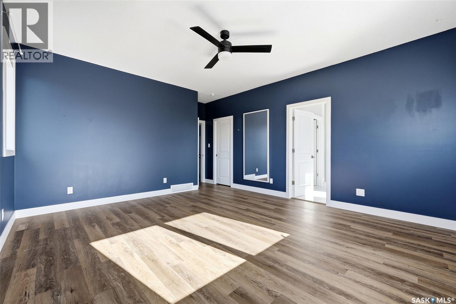 2100 Queen Street, Regina, SK - Indoor Photo Showing Other Room