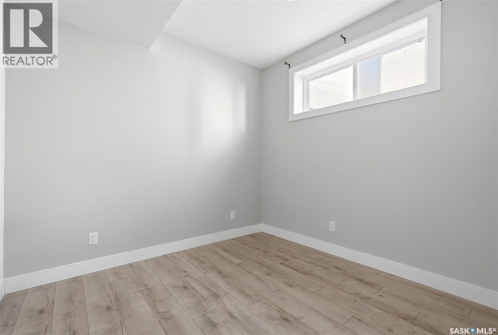 2100 Queen Street, Regina, SK - Indoor Photo Showing Other Room