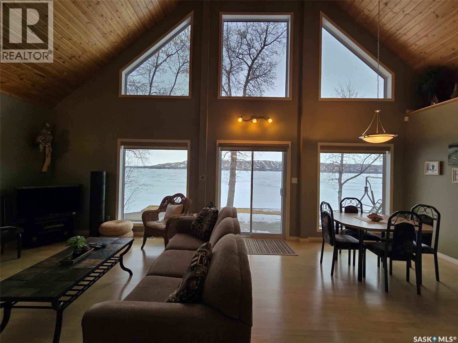 106 Seashell Road, Crooked Lake, SK
