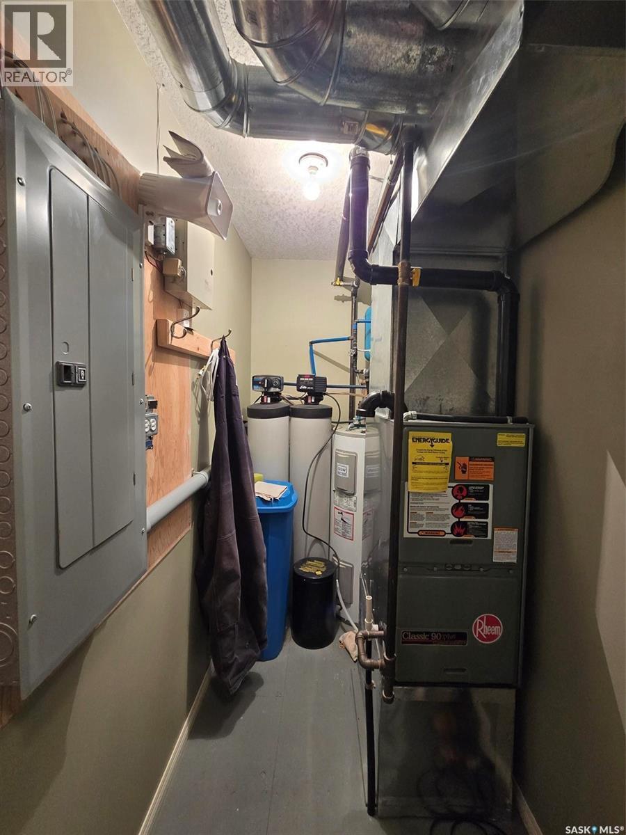 106 Seashell Road, Crooked Lake, SK - Indoor Photo Showing Basement