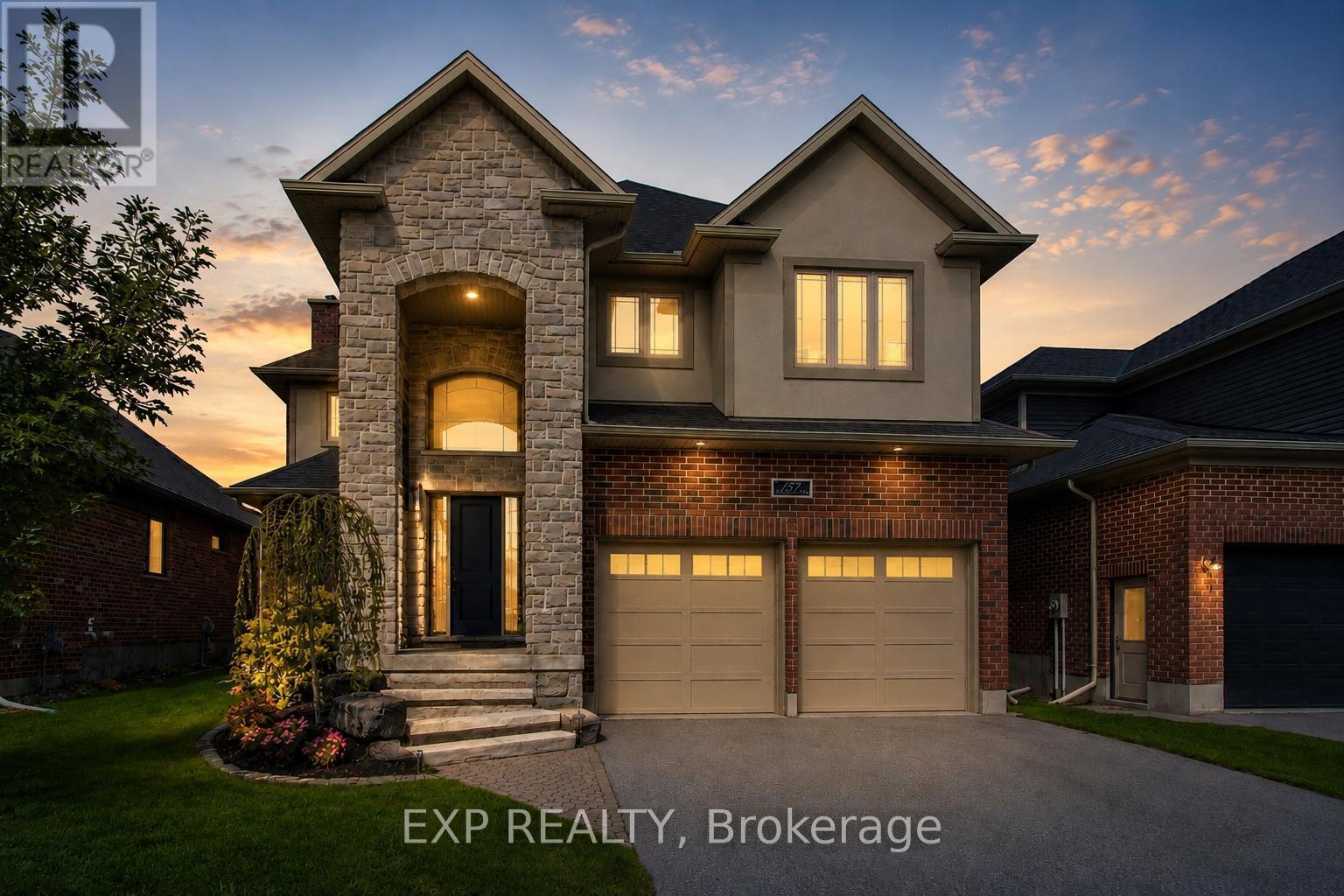 157 Ridgeview Drive, Mapleton, ON - Outdoor With Facade