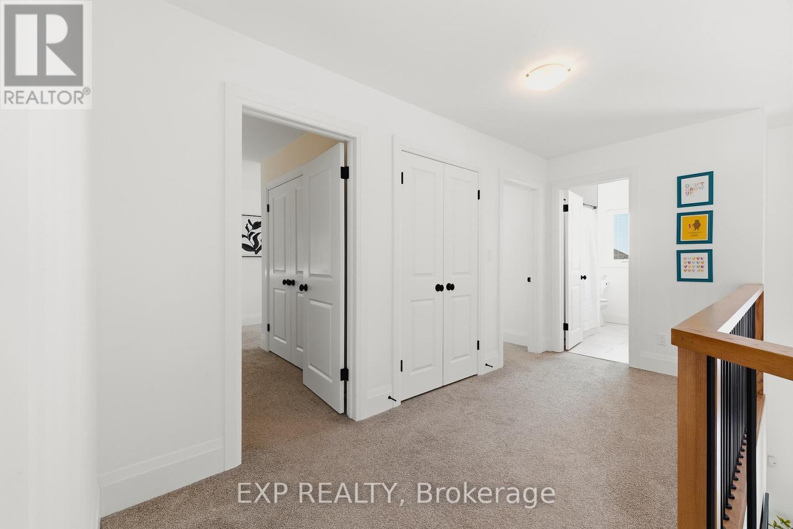 157 Ridgeview Drive, Mapleton, ON - Indoor Photo Showing Other Room