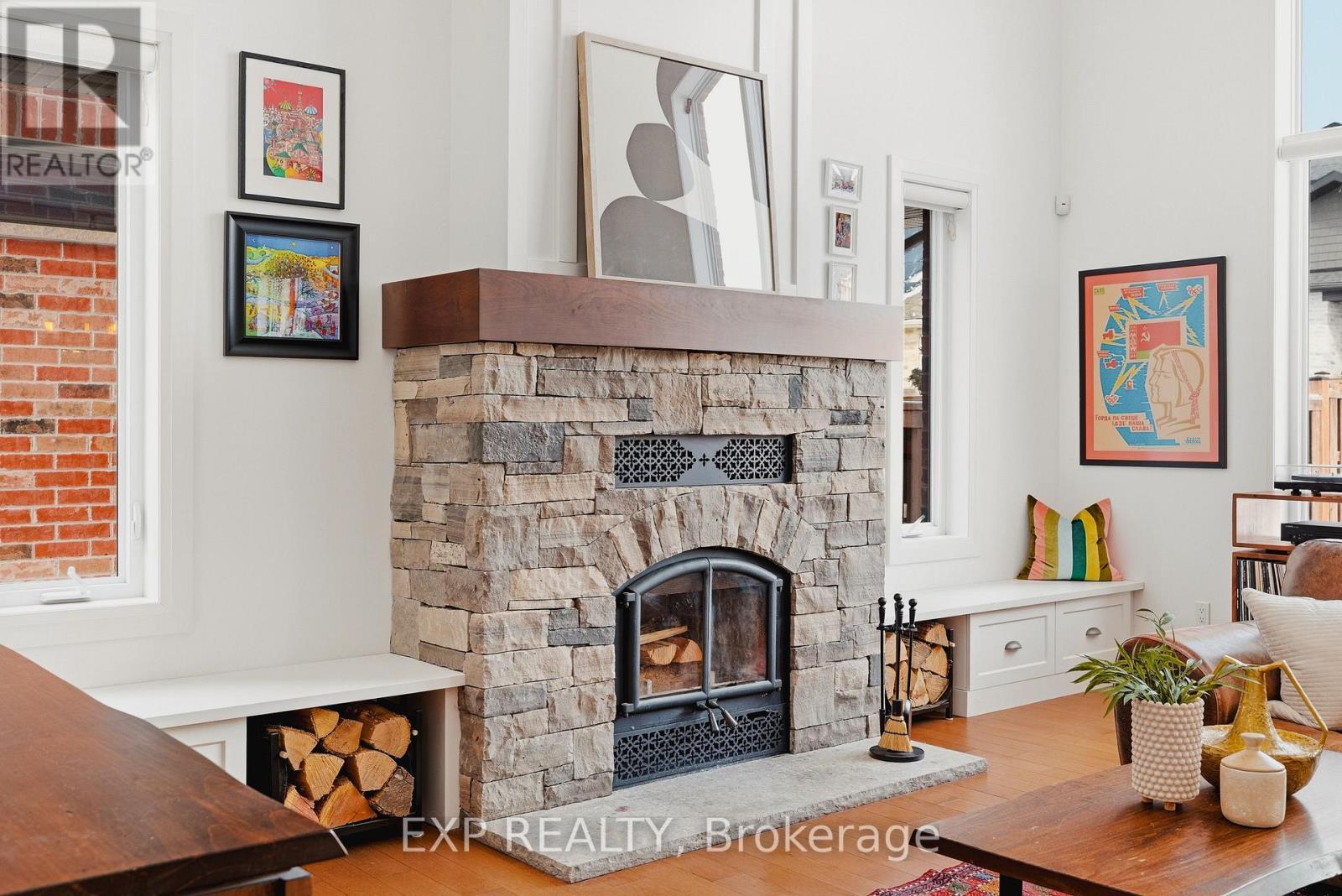 157 Ridgeview Drive, Mapleton, ON - Indoor Photo Showing Living Room With Fireplace